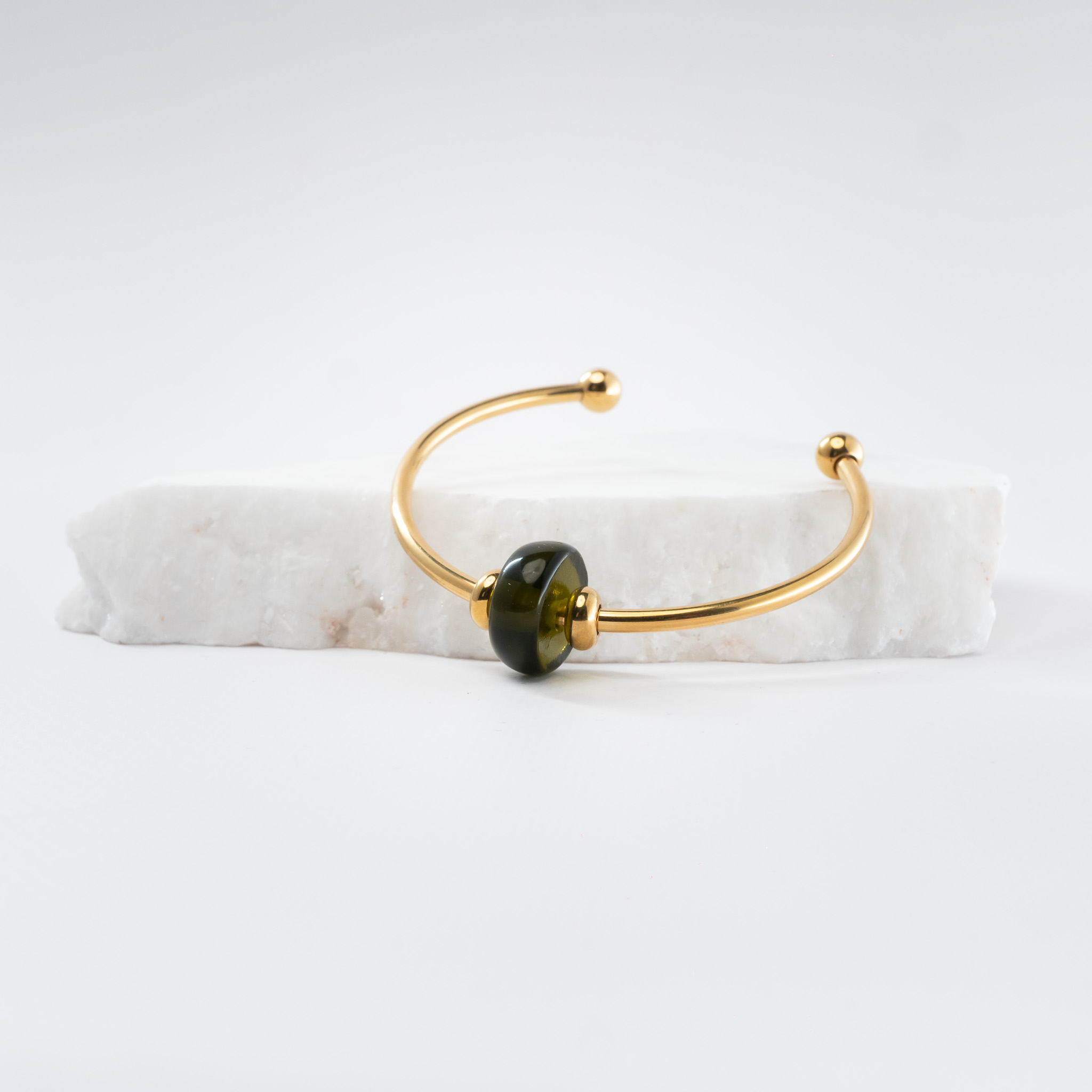 Alitheia wine-olive-green