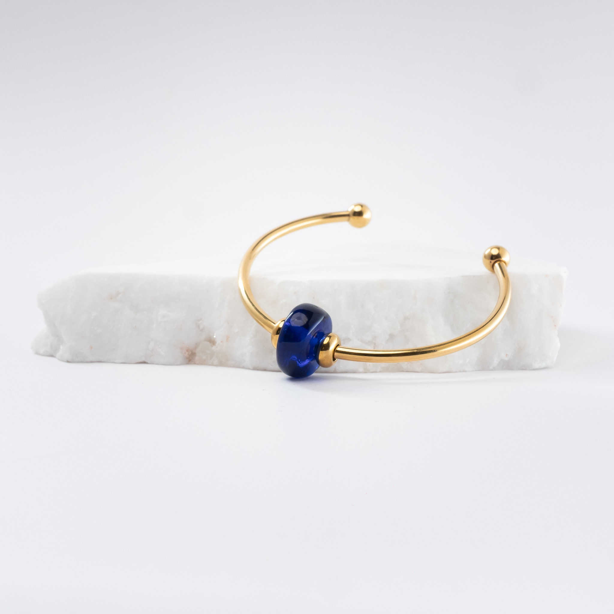 Alitheia water-royal-blue